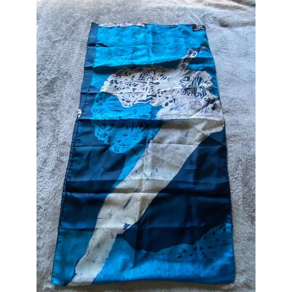 Batik Montreal Quebec Silky Scarf Hair Neck Tie Purse Accessory